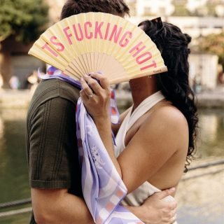 La météo à Paris cette semaine 🔥
Hâte que la saison commence !

Il me reste quelques disponibilités pour 2026 (mariages civils & séances).
2027 commence déjà à bien se remplir ✨

N’hésitez pas à me contacter si vous cherchez votre photographe ou si vous avez des questions 💌
📩 contact@charlottemarette.com