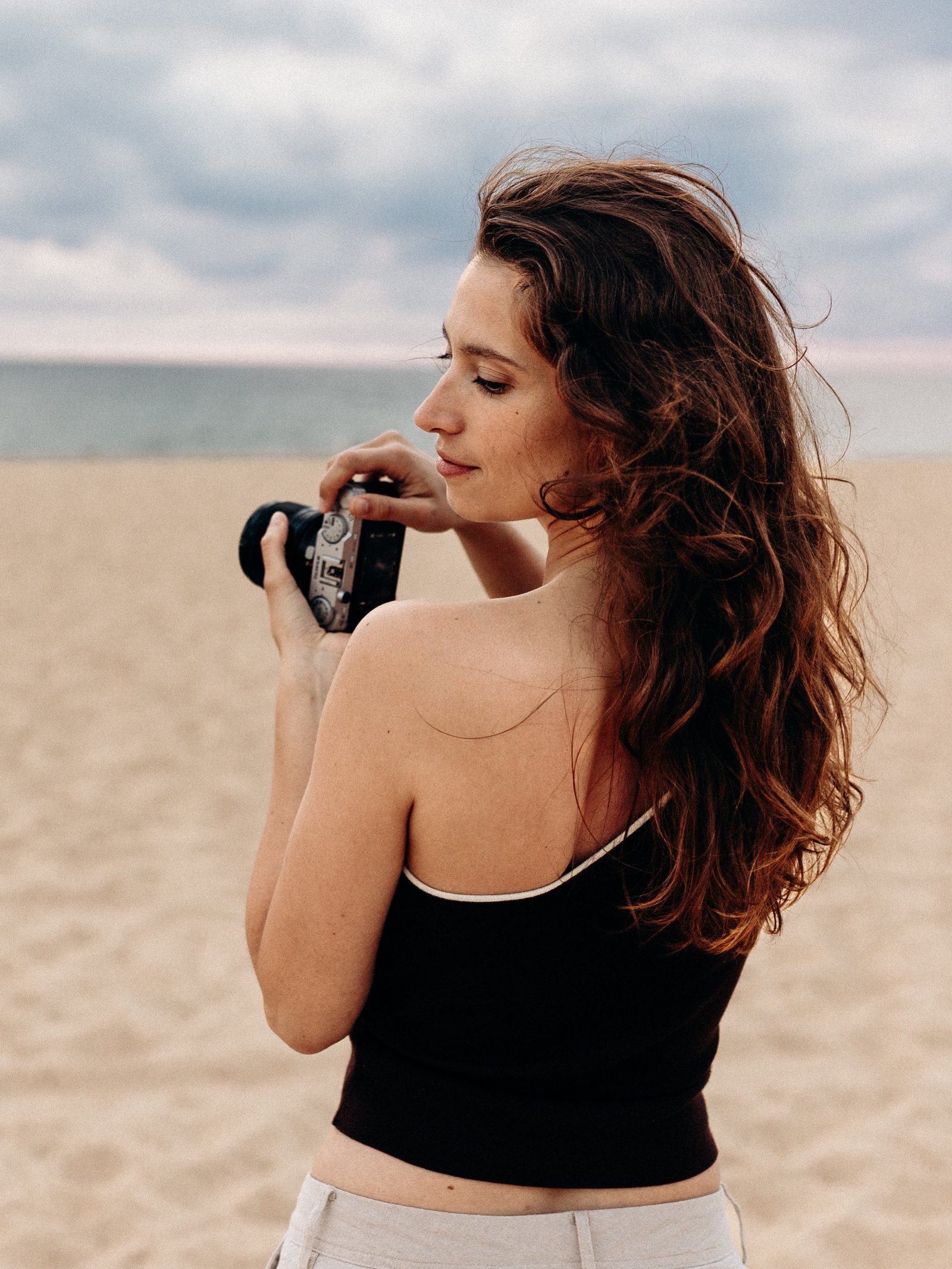 La dame a mis à jour son profil, finally 
📸 toujours par @melody_barabe
